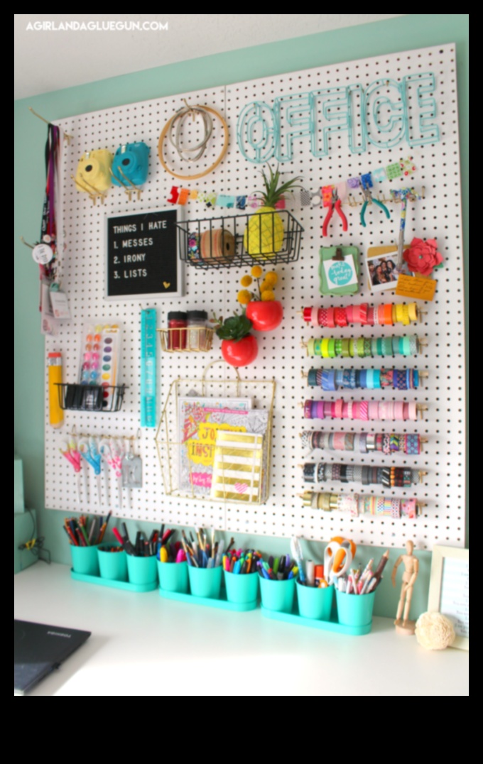 Γνώστης χειροτεχνίας Ανακαλύψτε τις DIY προμήθειες που θα αναδείξουν την καλλιτεχνική σας πλευρά 4 Crafting Connoisseur: DIY Supplies for Her Artistic Side